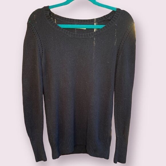 SALE Old Navy Knit Crew Neck Sweater Black Size Medium - Picture 1 of 6